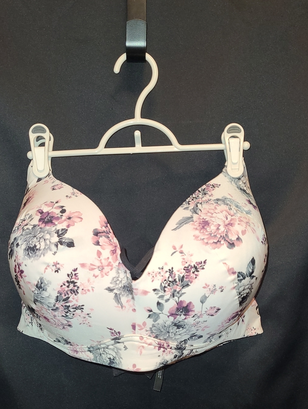 TORRID BOUTIQUE LARGE CUP 44DDD Wirefree Push Up Smooth Back